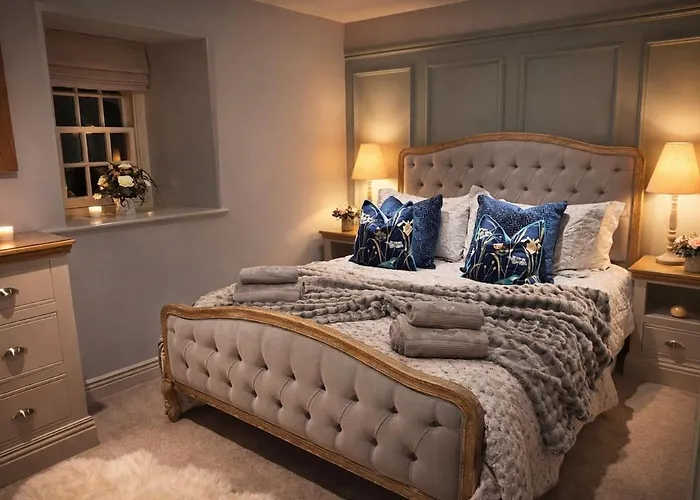 Kingfisher At Falls *