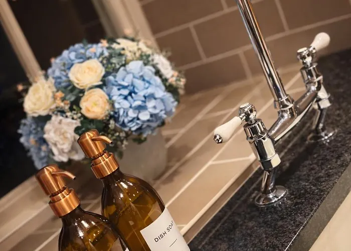 Kingfisher At Falls Holiday home